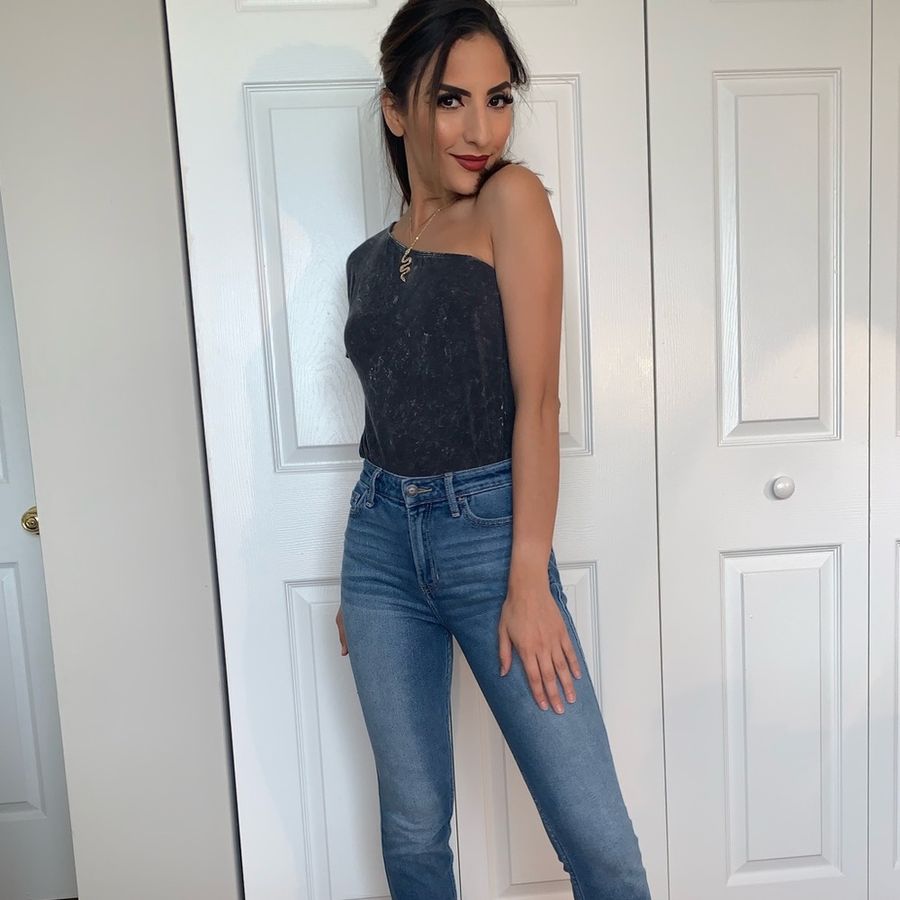 Sexy and Baddie cut-off shoulder top
